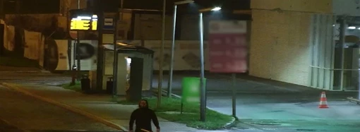 Z bronią po… hot-doga