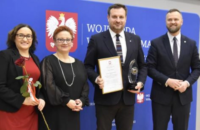 W Olsztynie uhonorowano pracowników pomocy społecznej.