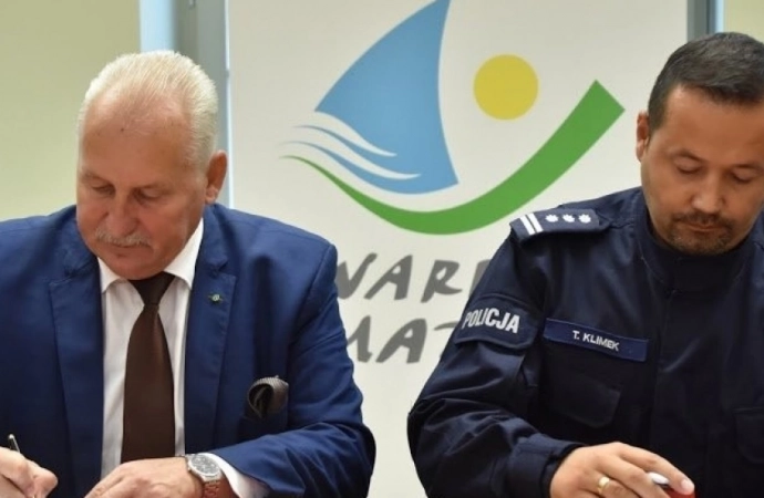 Samorząd województwa warmińsko-mazurskiego dofinansował zakup nowej policyjnej łodzi.
