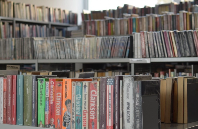 Miejska Biblioteka Publiczna przygotowała doroczne zestawienie najchętniej wypożyczanych książek.