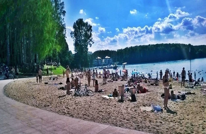 Sanepid wydał zakaz kąpieli na części plaży miejskiej w Olsztynie.