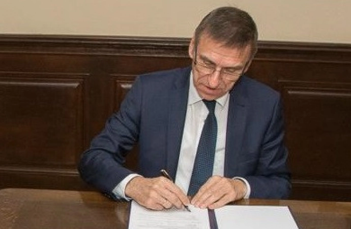 Prezydent Olsztyna podpisał umowę na grupowy zakup prądu na rok 2022.