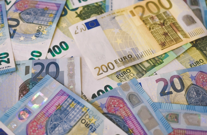 24 tys. euro odkryto na przejściu w Bezledach.