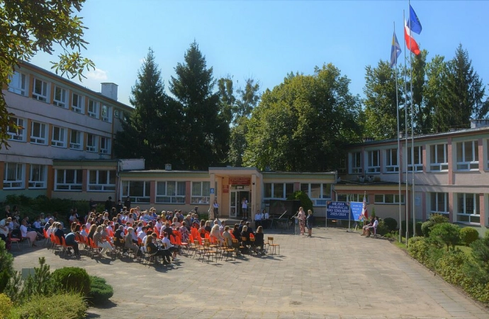 W województwie warmińsko-mazurskim nowym rok szkolny zaczęło ponad 200 tys. uczniów.
