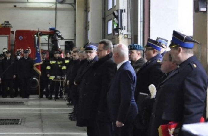 Zakończyła się modernizacja komendy powiatowej Straży Pożarnej w Ełku. Strażacy mają też nowy sprzęt.