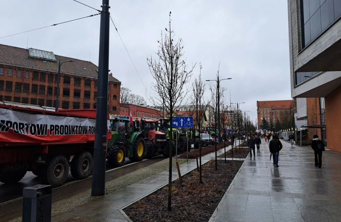 Protestujący rolnicy opuścili centrum Olsztyna.