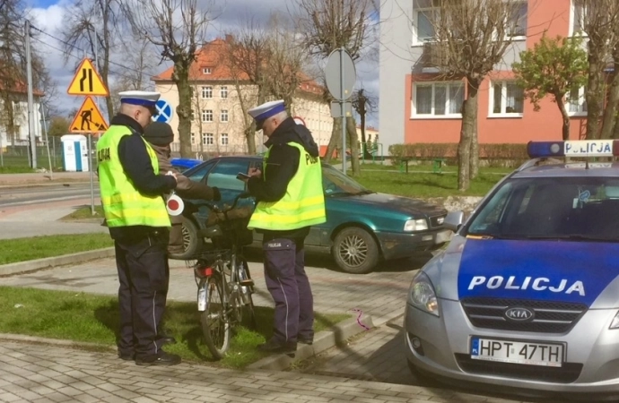 Warmińsko-mazurscy policjanci po raz kolejny przeprowadzili akcję nakierowaną na bezpieczeństwo pieszych i rowerzystów.