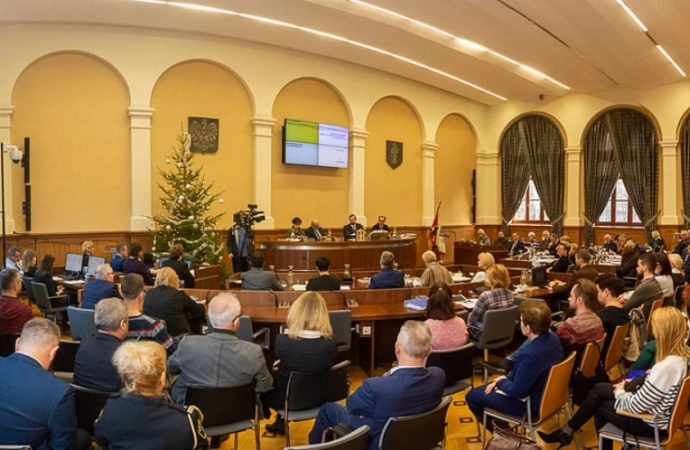 Olsztyńscy radni na środowej sesji przyjęli budżet na rok 2020.