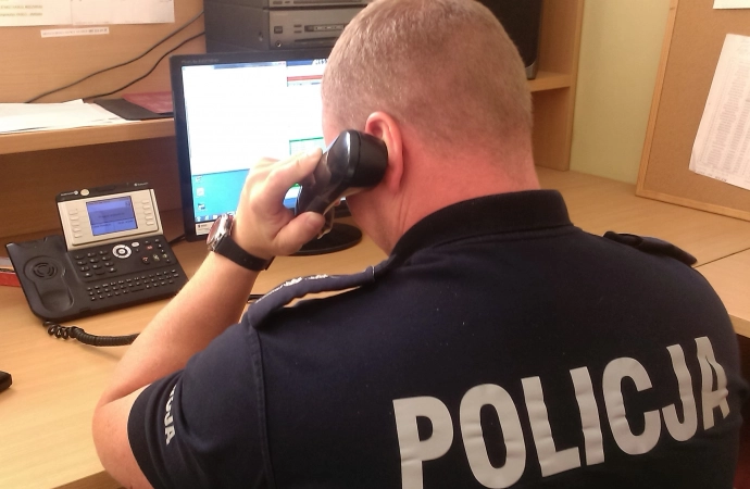 Olsztyńscy policjanci zakończyli śledztwo w sprawie internetowego oszusta.