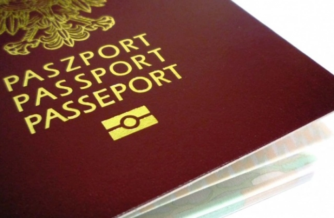 Od dziś nie można załatwić spraw paszportowych.