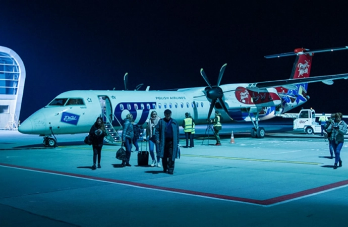Z lotniska w Szymanach odbył się pierwszy lot do Lwowa.