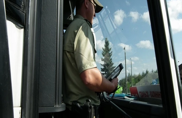 Na przejściu w Gronowie funkcjonariusze Straży Granicznej zatrzymali pijanego kierowcę autokaru z Rosji.