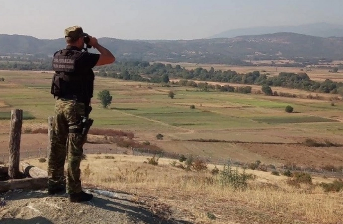 Funkcjonariusze Straży Granicznej z Warmii i Mazur rozpoczęli misję w Macedonii.