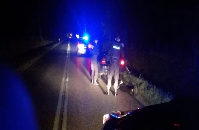 Policjanci z Ostródy zatrzymali mężczyznę, który uciekał przed radiowozem.