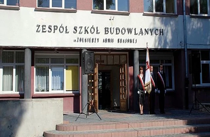 W Olsztynie rozpoczął się nabór uzupełniający do szkół średnich.