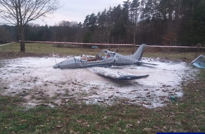 Samolot rozbił się pod Olsztynem.