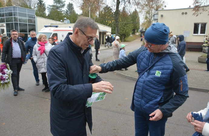Tradycyjnie 1 listopada w Olsztynie zbierano pieniądze na ratowanie dawnych nagrobków.