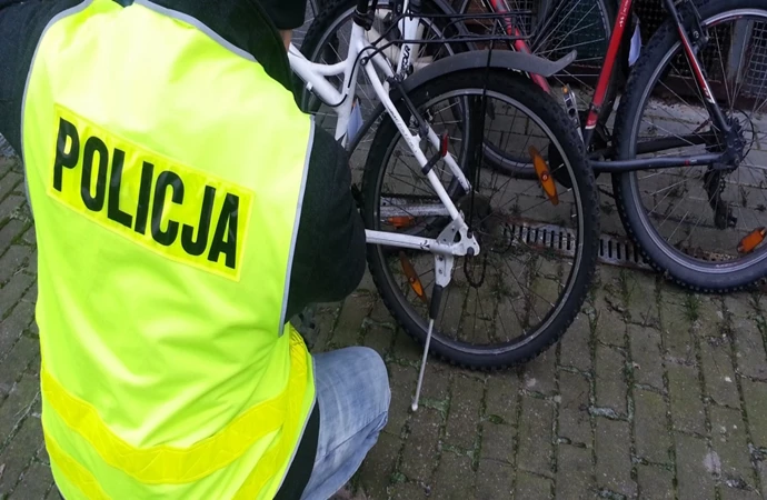 Ostródzcy policjanci zakończyli śledztwo w sprawie seryjnego złodzieja rowerów.