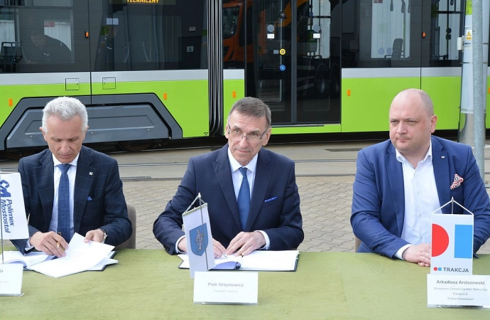 Prezydent Olsztyna podpisał długo wyczekiwaną umowę na budowę nowej linii tramwajowej w stolicy Warmii i Mazur.