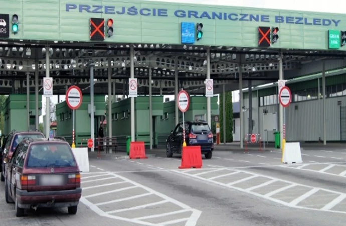 W najbliższy poniedziałek będzie czasowo wstrzymana odprawa na przejściu granicznym w Bezledach.