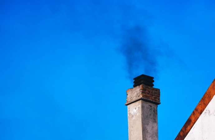 Rośnie liczba mieszkańców Warmii i Mazur, którzy chcą skorzystać z programu „Czyste Powietrze”.