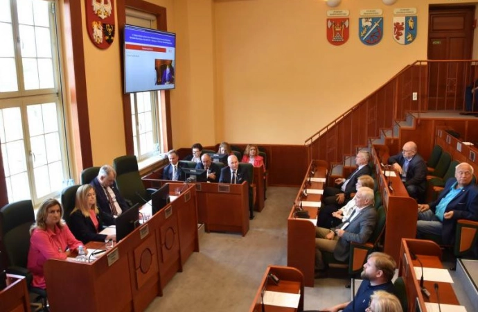 Sejmik województwa warmińsko-mazurskiego przyjął przyszłoroczny plan dochodów i wydatków.