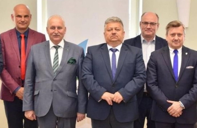 Marszałek województwa warmińsko-mazurskiego podpisał porozumienie umożliwiające przebudowę drogi w Działdowie.
