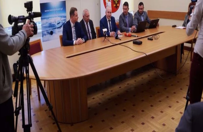 Władze województwa warmińsko-mazurskiego poinformowały o nowym kierunku lotów z portu w Szymanach.
